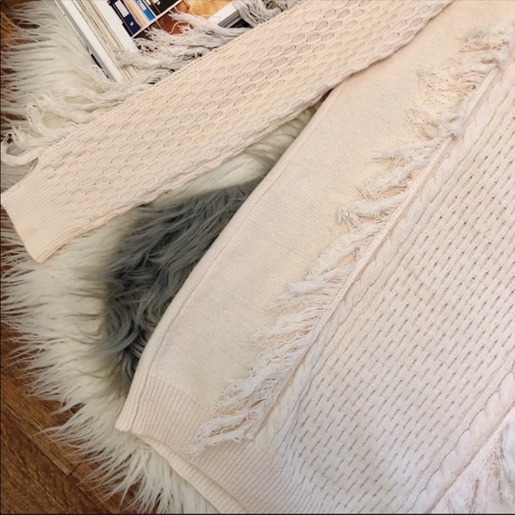 Tularosa Fringe Oversized Fringe Sweater Small - Picture 6 of 8
